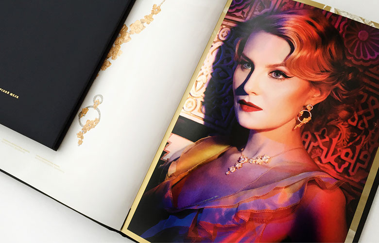 ADVERTISING CAMPAIGN BOOK ART DIRECTION. PHOTO: ALI MAHDAVI