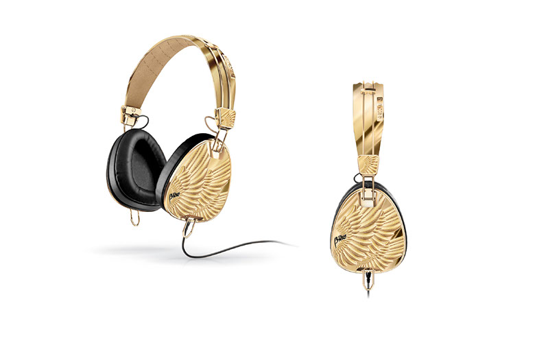 BURO 24/7 AND SKULLCANDY PRODUCT COLLABORATION